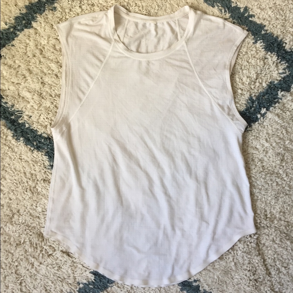 Lululemon breathable white workout sleeveless top